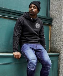 The Loyalist Basketball Kevin Garnett